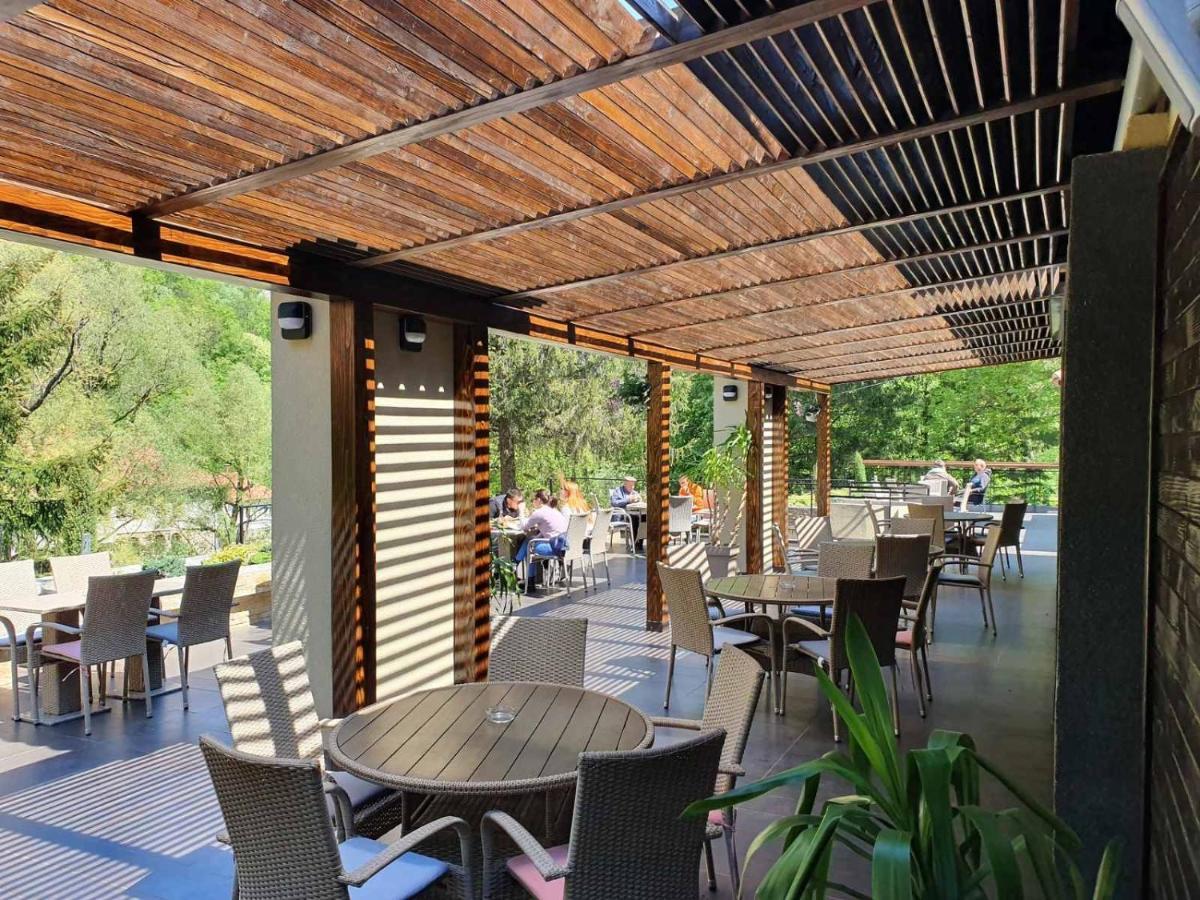 Restoran Sa Prenocistem Gornjak Krepoljin Exterior foto
