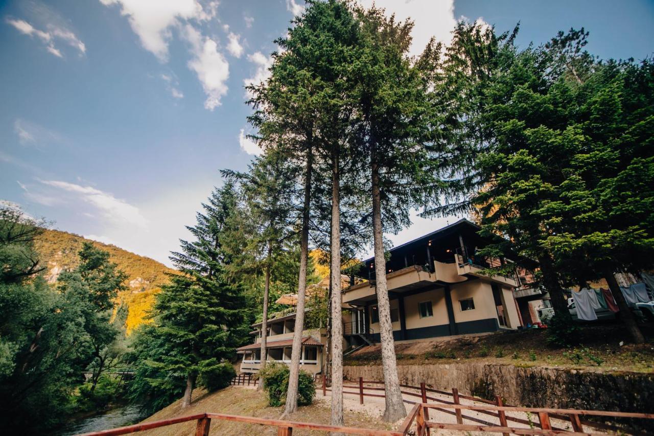 Restoran Sa Prenocistem Gornjak Krepoljin Exterior foto