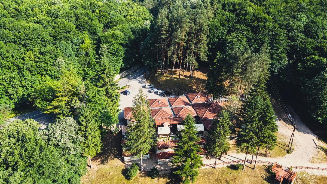 Restoran Sa Prenocistem Gornjak Krepoljin Exterior foto