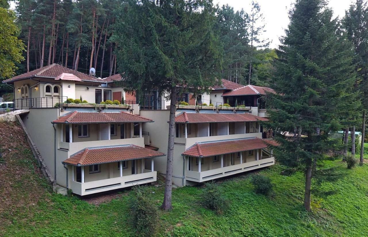 Restoran Sa Prenocistem Gornjak Krepoljin Exterior foto
